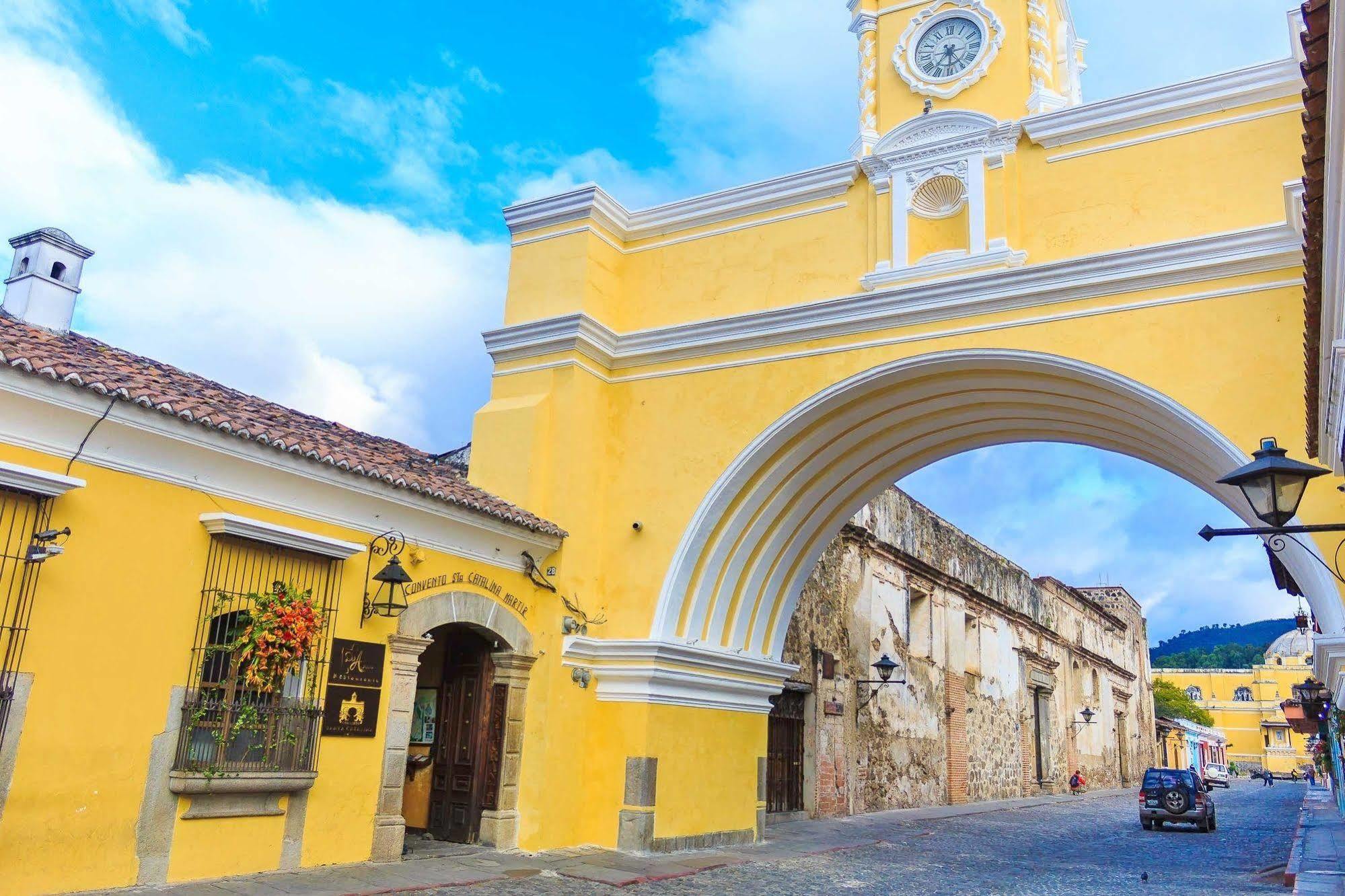 Hotel Convento Santa Catalina By Ahs アンティグア・グアテマラ エクステリア 写真