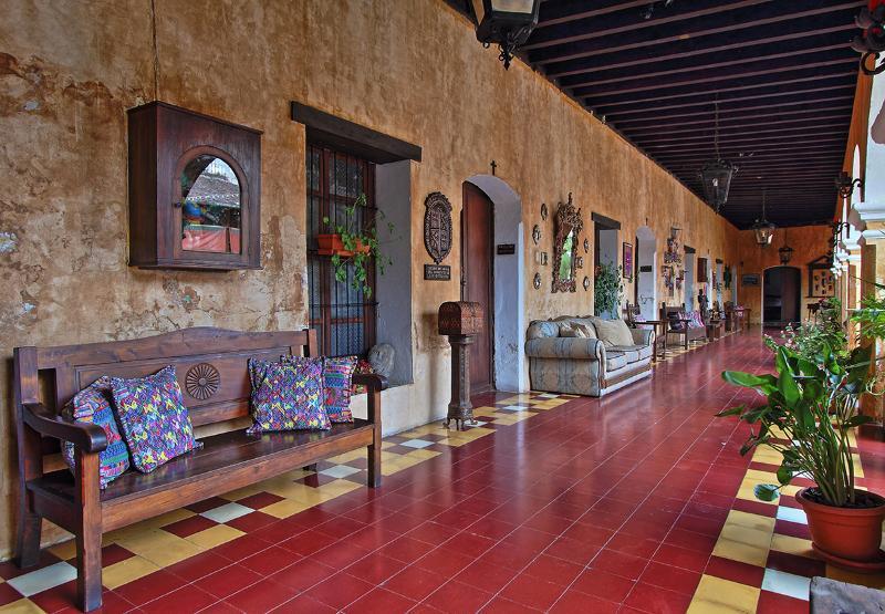 Hotel Convento Santa Catalina By Ahs アンティグア・グアテマラ エクステリア 写真