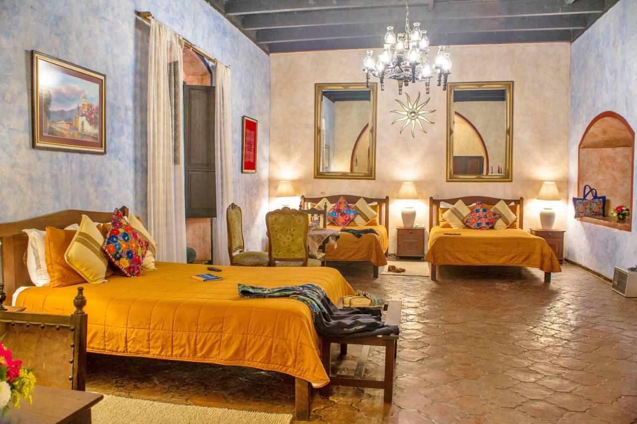 Hotel Convento Santa Catalina By Ahs アンティグア・グアテマラ 部屋 写真